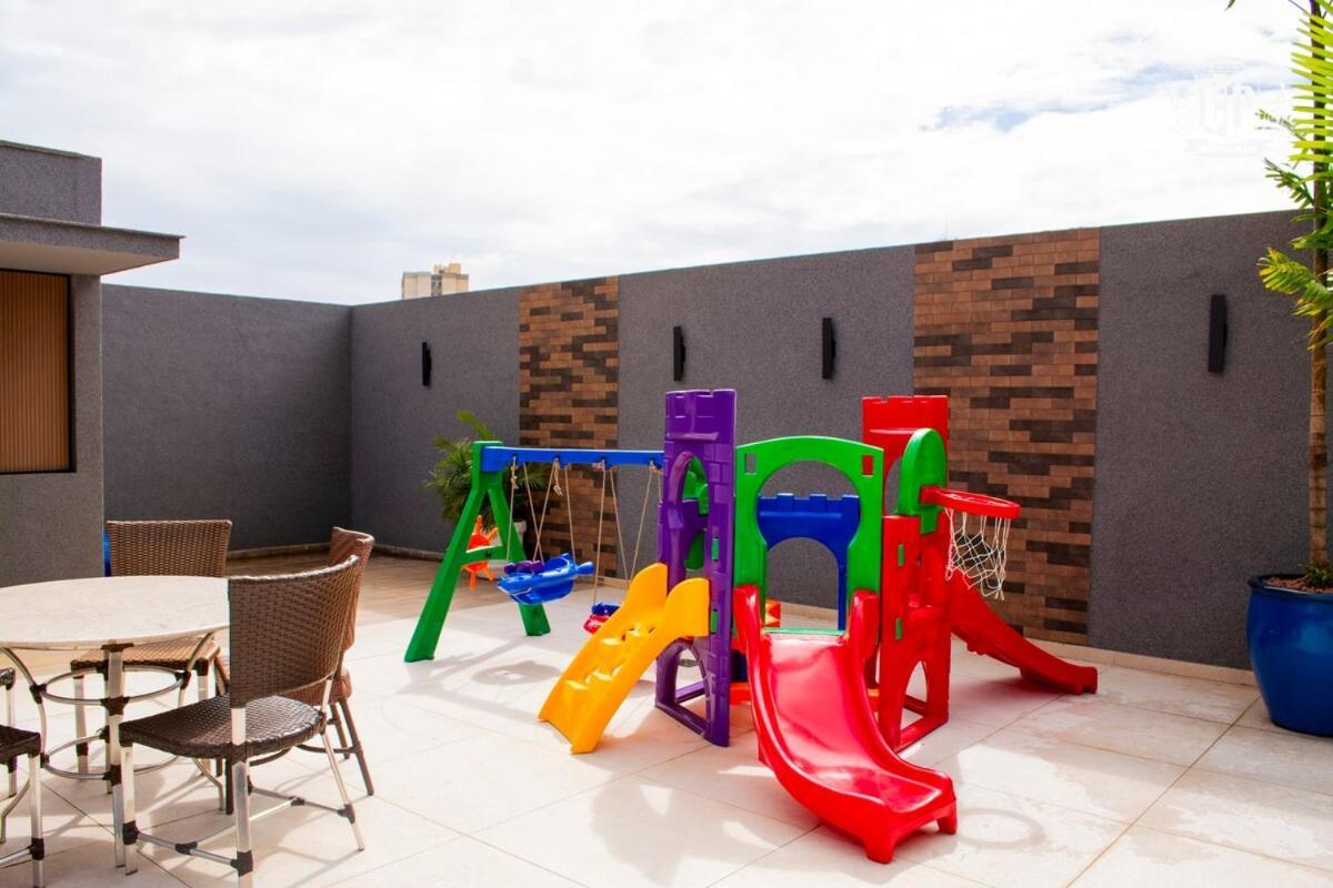 Elegancia & Conforto Flat Mobiliado กัวยาเนีย ภายนอก รูปภาพ