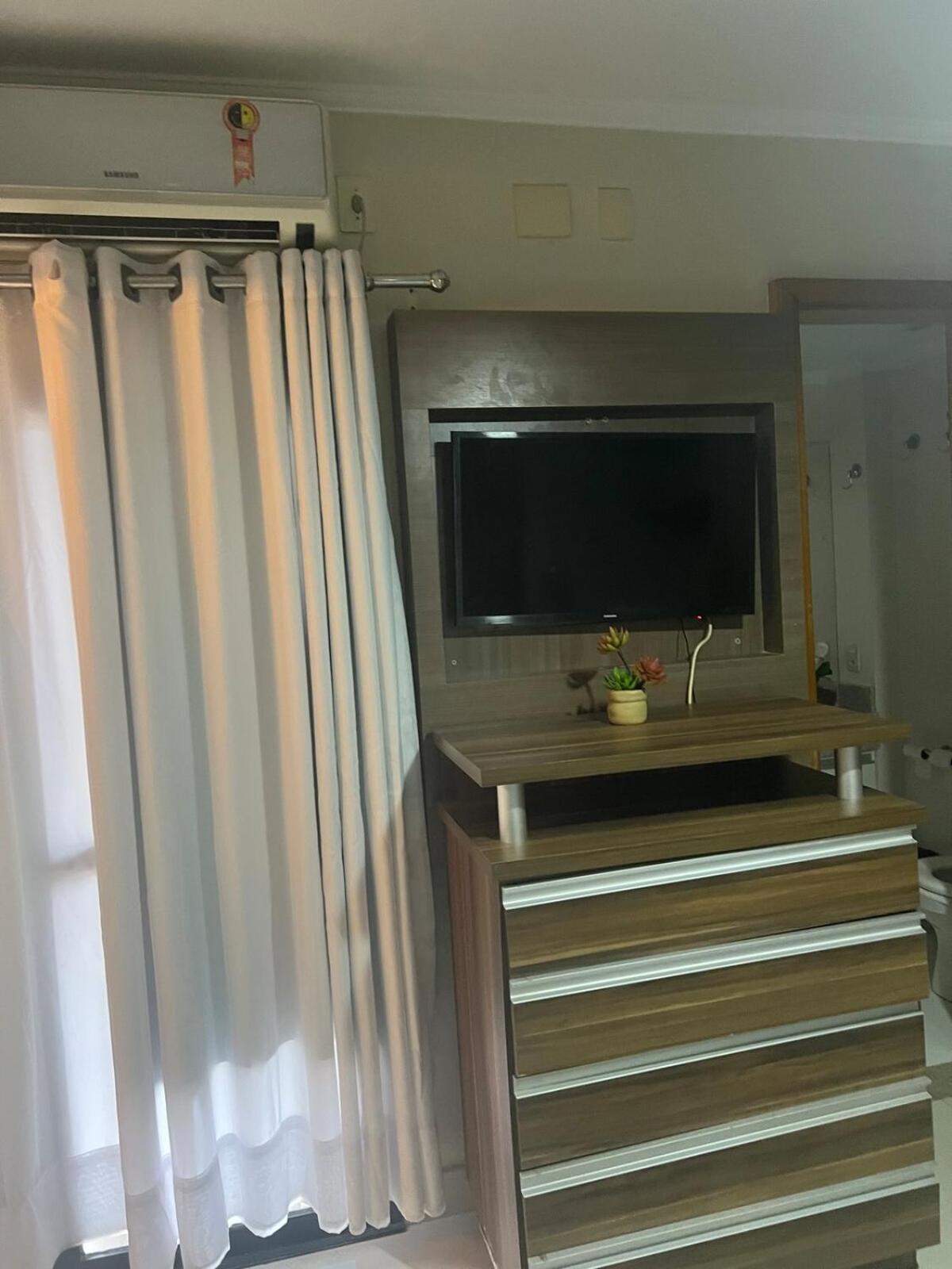 Elegancia & Conforto Flat Mobiliado กัวยาเนีย ภายนอก รูปภาพ
